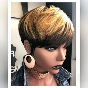 Pixie Cut Wigs for Black Women Human Hair Black with Blonde Color Short Straight